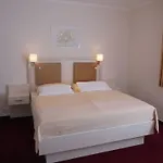 ホテル Hotel-landgasthof Herzog